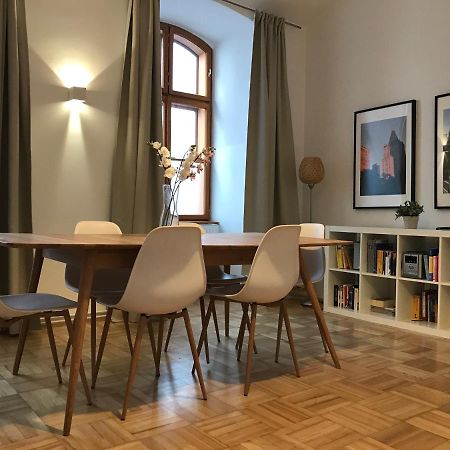 Apartments Near Rathaus ウィーン エクステリア 写真